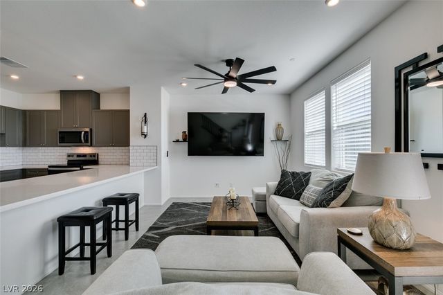 6180 Garden Crest Street, Las Vegas, NV 89148