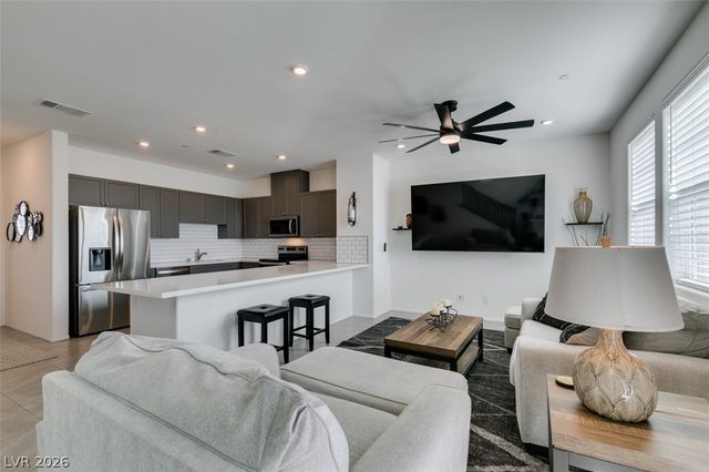 6180 Garden Crest Street, Las Vegas, NV 89148