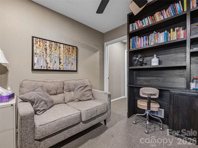 5 Doctors Park H2, Asheville, NC 28801