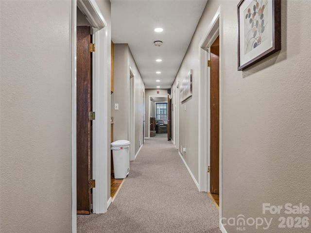 5 Doctors Park H2, Asheville, NC 28801