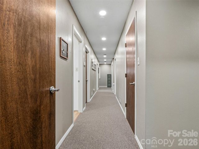5 Doctors Park H2, Asheville, NC 28801