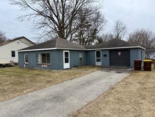 711 Mechanic Street, Alma, MI 48801