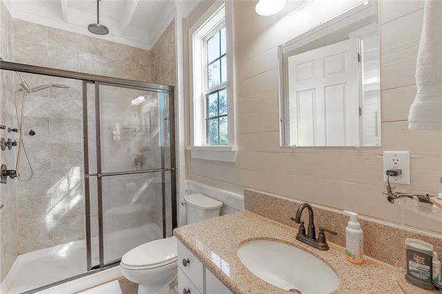 5867 Stone Creek Drive, Bryan, TX 77808