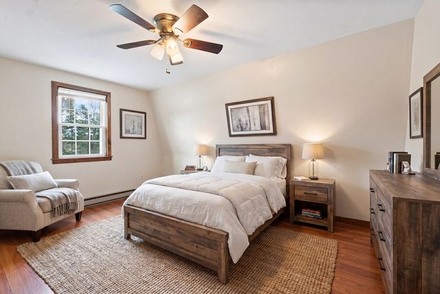 34 Maple Rd, Westford, MA 01886