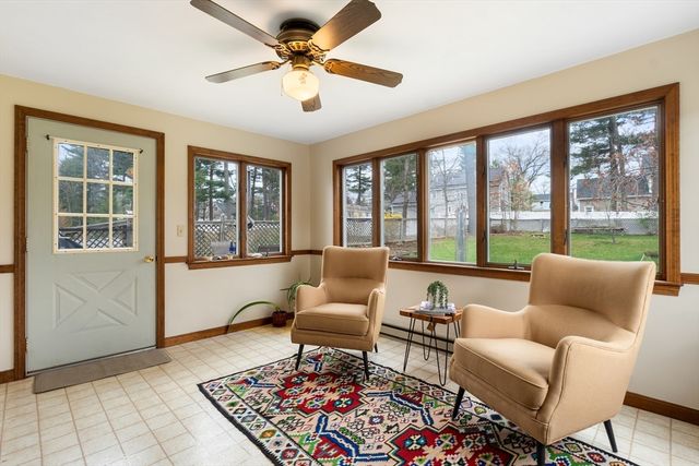 34 Maple Rd, Westford, MA 01886