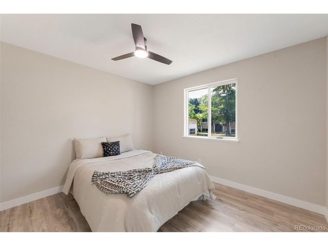18949 W 60th Pl, Golden, CO 80403