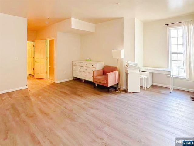 200 Dey Street 258, Harrison, NJ 07029