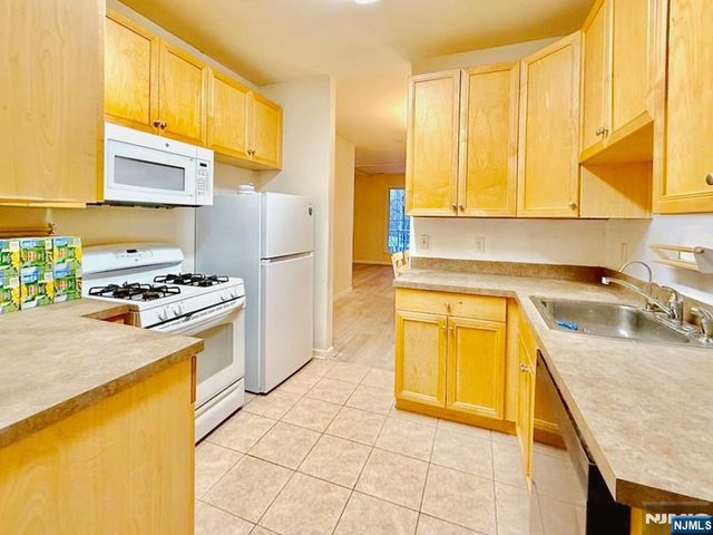 200 Dey Street 258, Harrison, NJ 07029