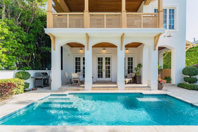 1127 Miramar Drive, Delray Beach, FL 33483