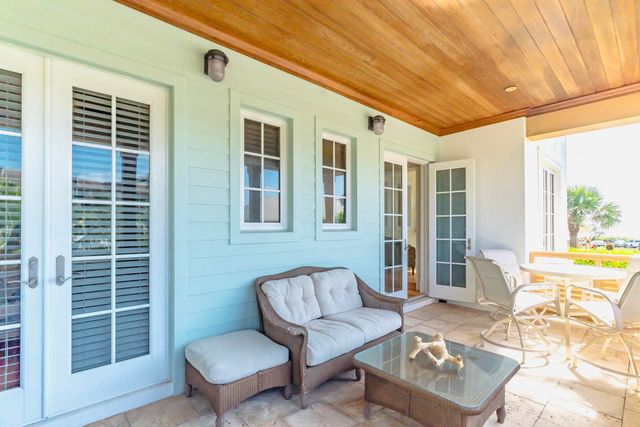 1127 Miramar Drive, Delray Beach, FL 33483