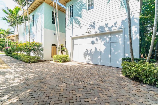 1127 Miramar Drive, Delray Beach, FL 33483