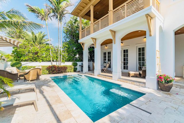 1127 Miramar Drive, Delray Beach, FL 33483