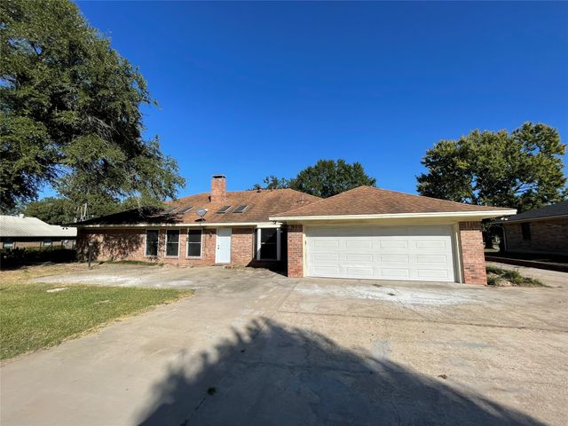114 Sylvia, New Boston, TX 75570