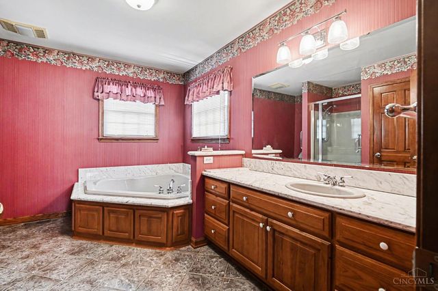 9568 Mt Nebo Road, North Bend, OH 45052