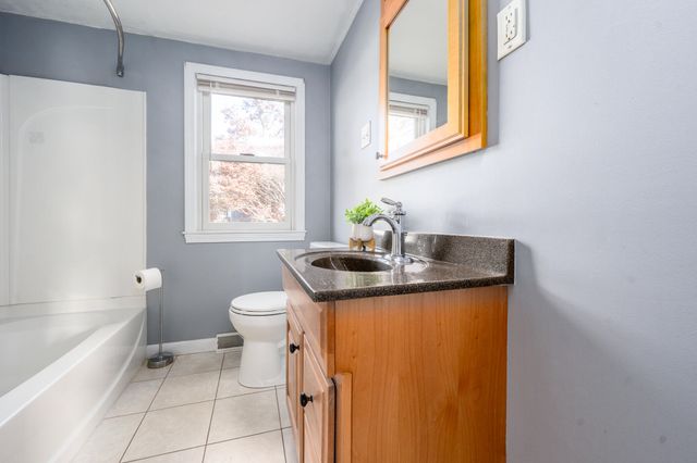 52 Uncle Bobs Way, South Dennis, MA 02660