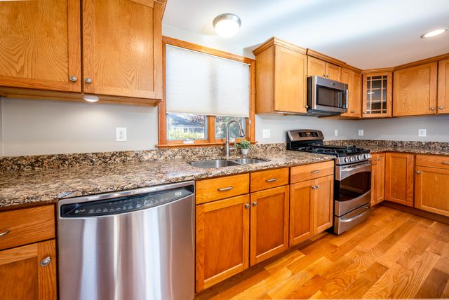 52 Uncle Bobs Way, South Dennis, MA 02660