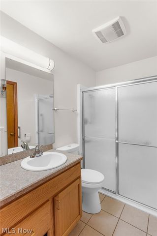 401 E Wilson Avenue, Girard, OH 44420