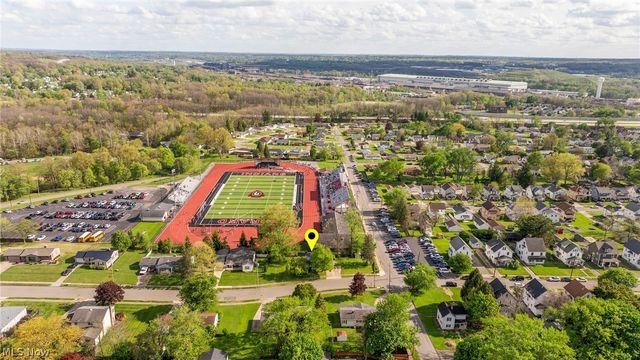 401 E Wilson Avenue, Girard, OH 44420