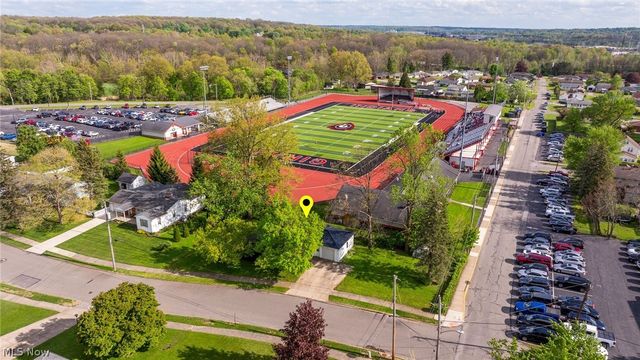 401 E Wilson Avenue, Girard, OH 44420