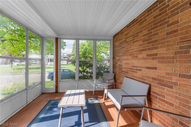 401 E Wilson Avenue, Girard, OH 44420