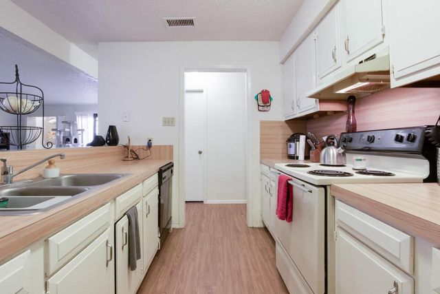 5203 Evans Ave B, Austin, TX 78751