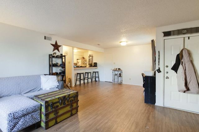 5203 Evans Ave B, Austin, TX 78751