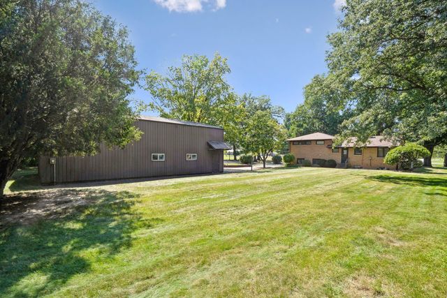 3310 Archer Drive, East Moline, IL 61244