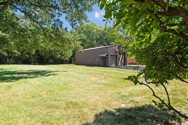 3310 Archer Drive, East Moline, IL 61244