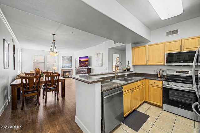 19777 N 76TH Street 3290, Scottsdale, AZ 85255