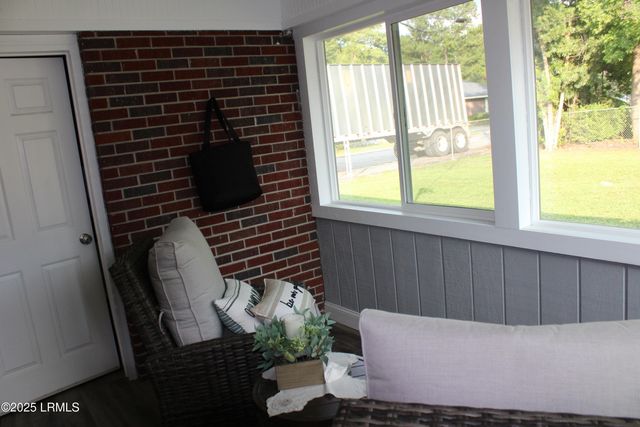 88 2nd Street, Varnville, SC 29944