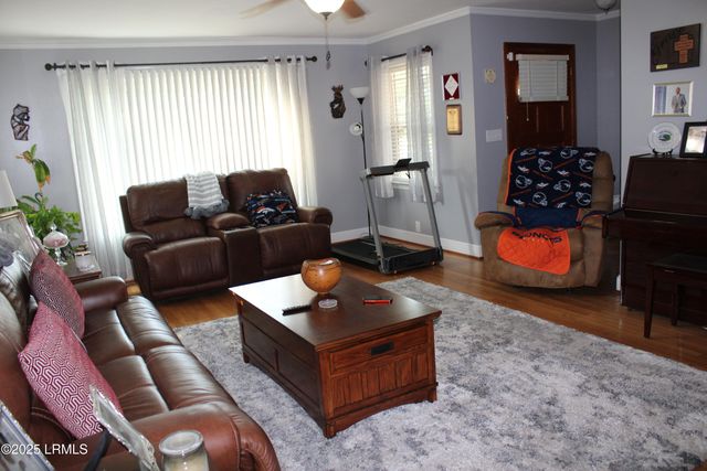 88 2nd Street, Varnville, SC 29944