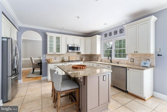 23 EVANSHIRE DR, Fredericksburg, VA 22406