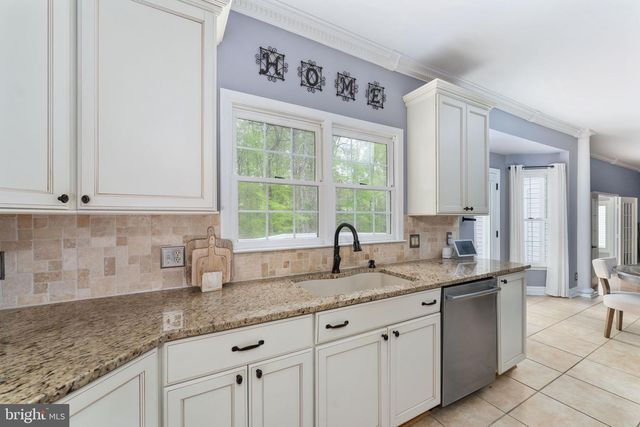 23 EVANSHIRE DR, Fredericksburg, VA 22406