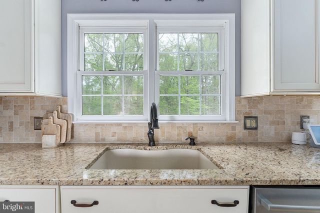 23 EVANSHIRE DR, Fredericksburg, VA 22406