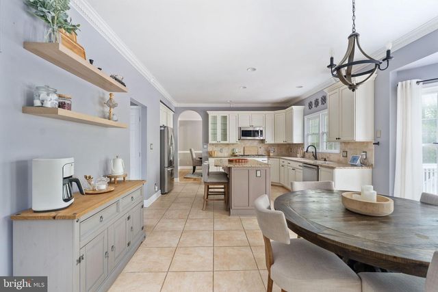 23 EVANSHIRE DR, Fredericksburg, VA 22406