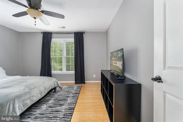 23 EVANSHIRE DR, Fredericksburg, VA 22406