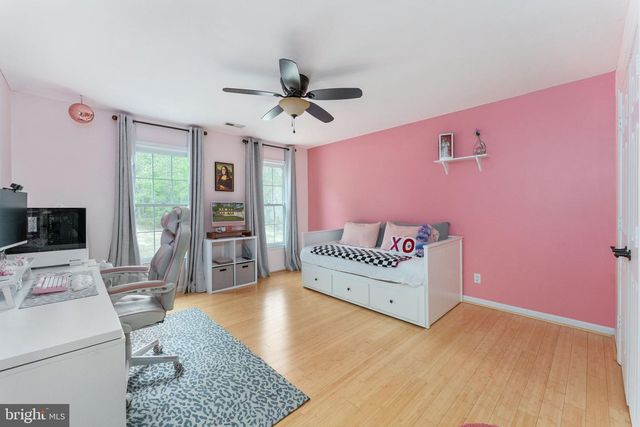 23 EVANSHIRE DR, Fredericksburg, VA 22406