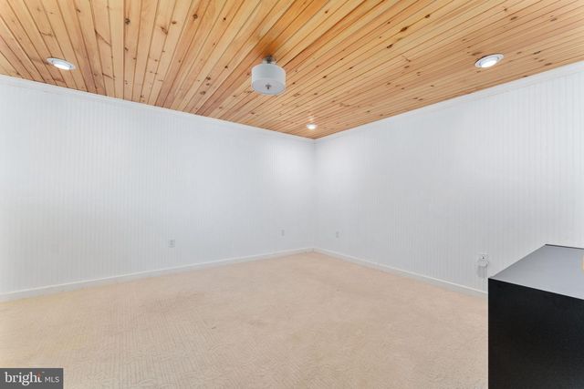 23 EVANSHIRE DR, Fredericksburg, VA 22406