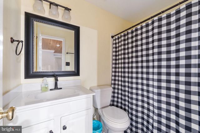 23 EVANSHIRE DR, Fredericksburg, VA 22406