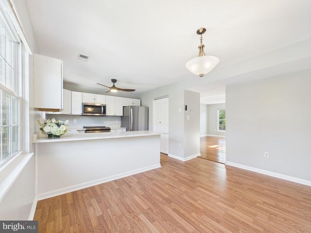 15369 HEARTHSTONE TER, Woodbridge, VA 22191