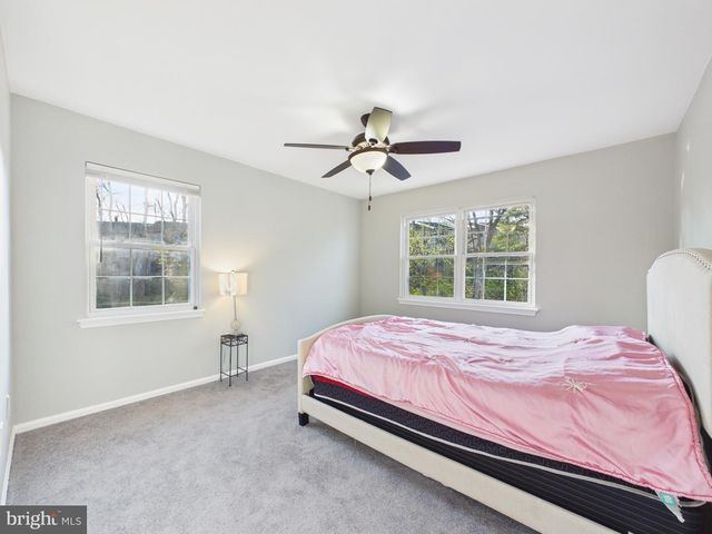 15369 HEARTHSTONE TER, Woodbridge, VA 22191