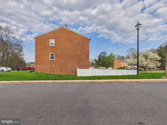 15369 HEARTHSTONE TER, Woodbridge, VA 22191