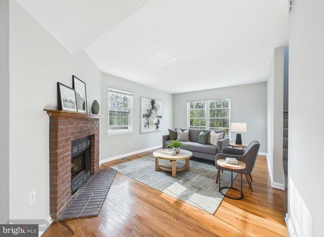 15369 HEARTHSTONE TER, Woodbridge, VA 22191