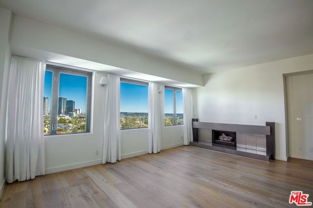 10520 Wilshire Boulevard 1004, Los Angeles, CA 90024