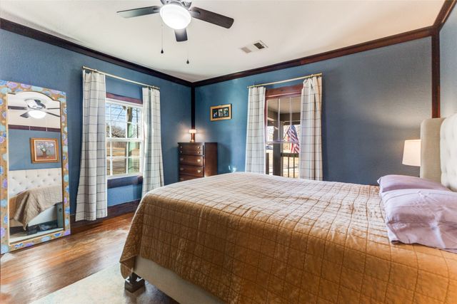 112 W Elm Street, Howe, TX 75459