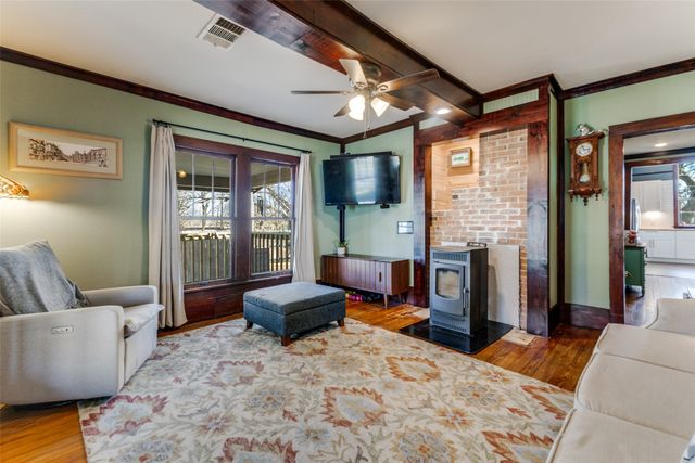 112 W Elm Street, Howe, TX 75459