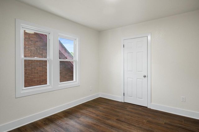 3258 N 23rd STREET, Milwaukee, WI 53206