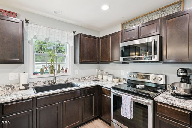 6512 Ten-Ten Road, Apex, NC 27539