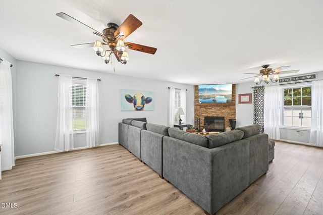 6512 Ten-Ten Road, Apex, NC 27539