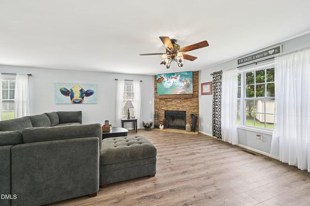 6512 Ten-Ten Road, Apex, NC 27539